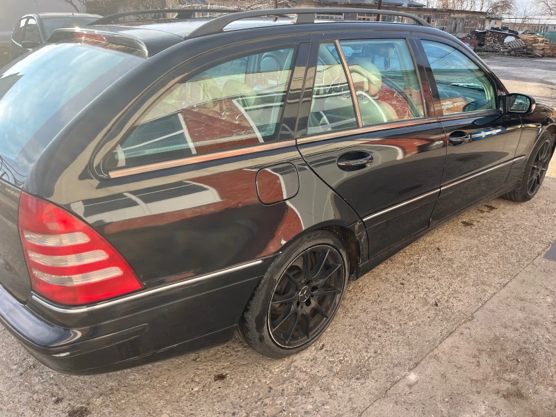 Mercedes-Benz C 320 Газ, без прехвърляне, снимка 8 - Автомобили и джипове - 51057144