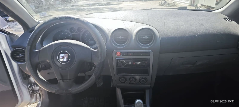 Seat Ibiza, снимка 7 - Автомобили и джипове - 51643127