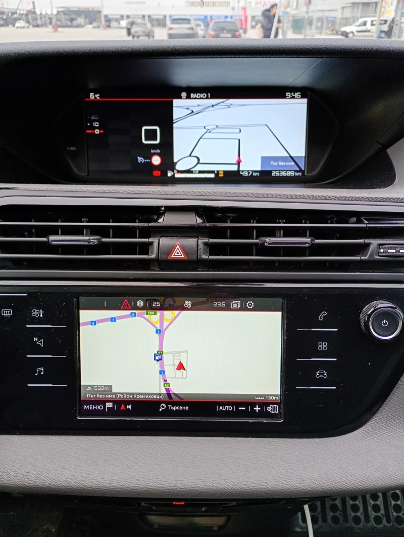 Citroen C4 Picasso 1.6 HDI 120 к.с., снимка 11 - Автомобили и джипове - 52638167