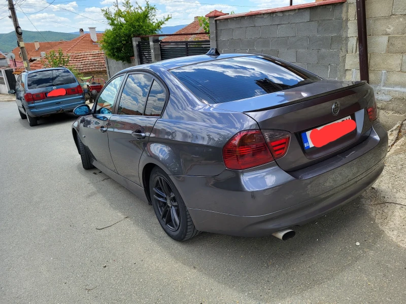 BMW 320, снимка 4 - Автомобили и джипове - 52799369