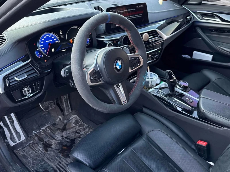 BMW 550 * M550i xDrive * CARFAX * БЕЗ ПЪРВОНАЧАЛНА ВНОСКА, снимка 5 - Автомобили и джипове - 53038790
