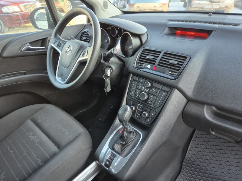 Opel Meriva 1.7 CDTI, снимка 9 - Автомобили и джипове - 53163283