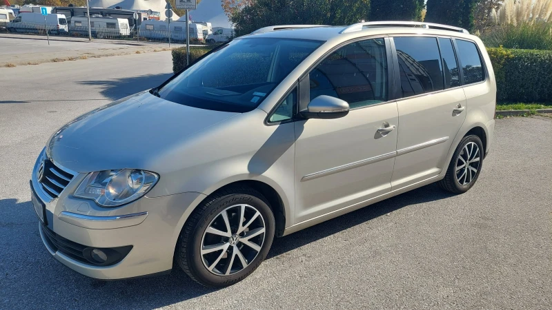 VW Touran 1.9 TDI, BLS, Highline, снимка 15 - Автомобили и джипове - 53421322