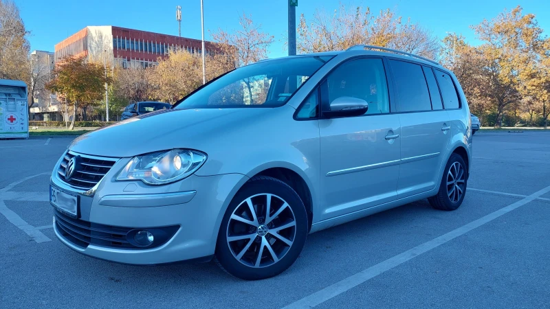 VW Touran 1.9 TDI, BLS, Highline, снимка 14 - Автомобили и джипове - 53421322
