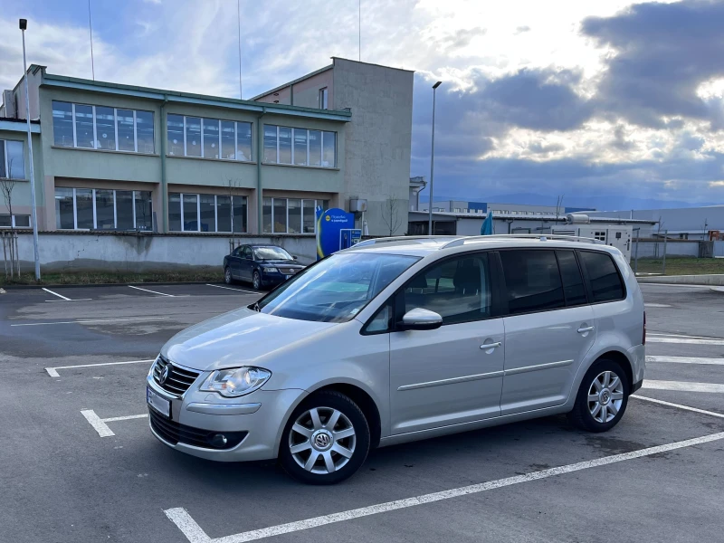 VW Touran 1.9 TDI, BLS, Highline, снимка 3 - Автомобили и джипове - 53421322