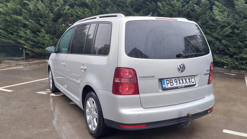 VW Touran 1.9 TDI, BLS, Highline, снимка 7 - Автомобили и джипове - 53283671