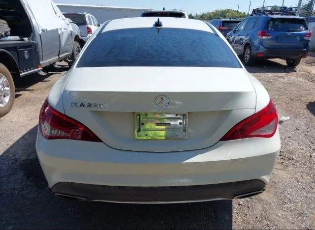 Mercedes-Benz CLA 250 BLIND SPOT* KEYLESS* CARPLAY* ПОДГРЕВ* , снимка 6 - Автомобили и джипове - 48475701