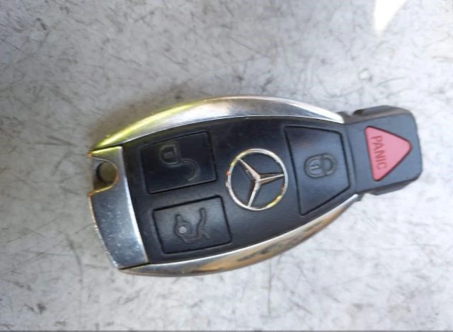 Mercedes-Benz CLA 250 BLIND SPOT* KEYLESS* CARPLAY* ПОДГРЕВ* , снимка 13 - Автомобили и джипове - 48475701