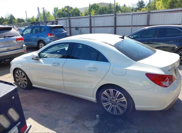 Mercedes-Benz CLA 250 BLIND SPOT* KEYLESS* CARPLAY* ПОДГРЕВ* , снимка 8 - Автомобили и джипове - 48475701