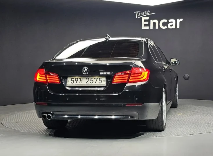 BMW 528 528i - изображение 4