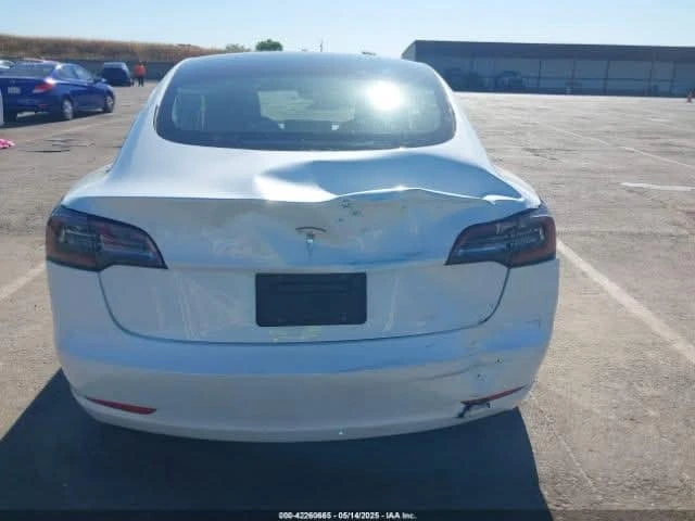 Tesla Model 3 TESLA MODEL 3 REAR-WHEEL DRIVE - изображение 6