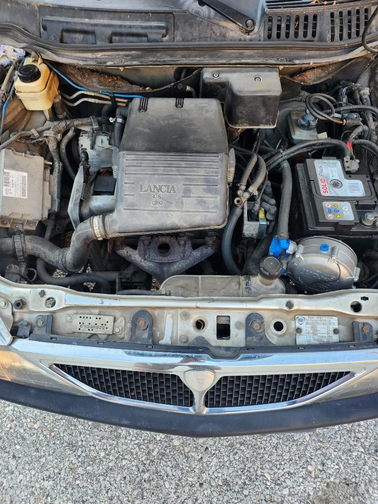 Lancia Ypsilon 1.2 - изображение 10