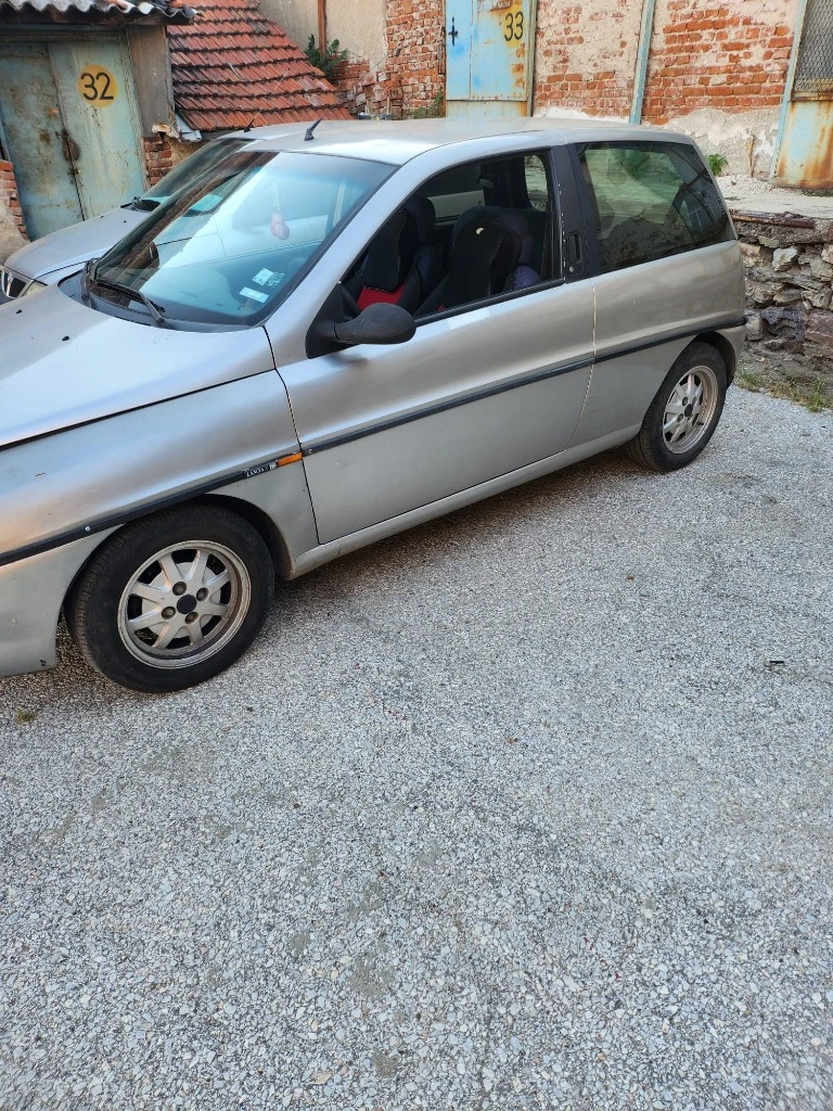 Lancia Ypsilon 1.2 - изображение 4