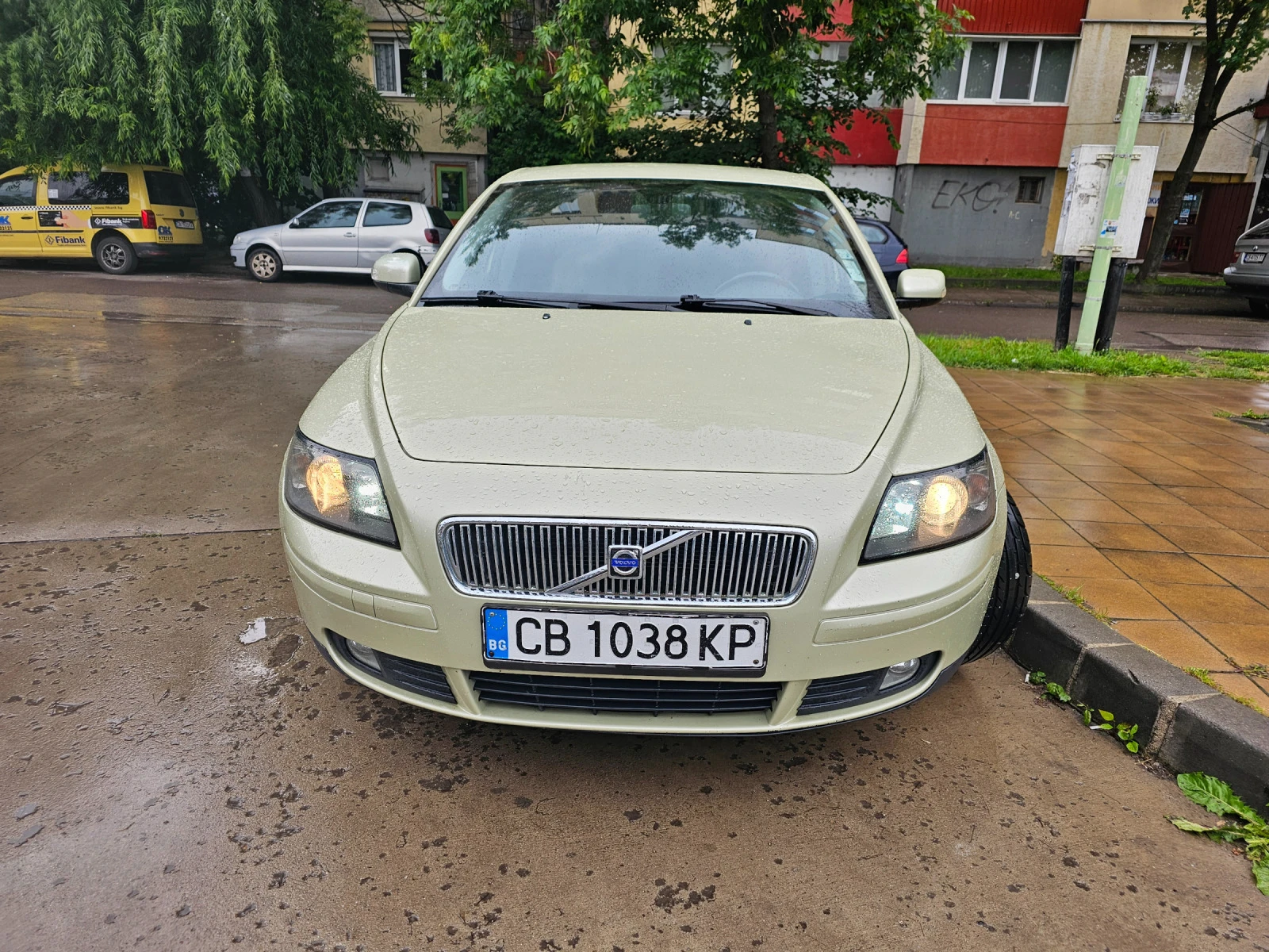 Volvo S40 6 скорости - изображение 6