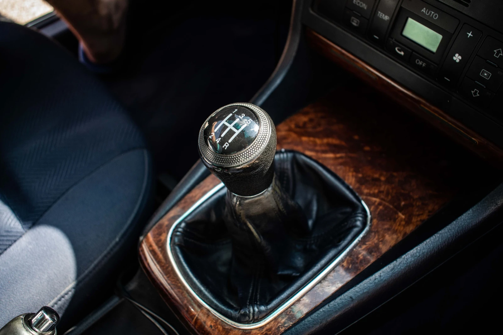 Audi A4 | Mobile.bg   14