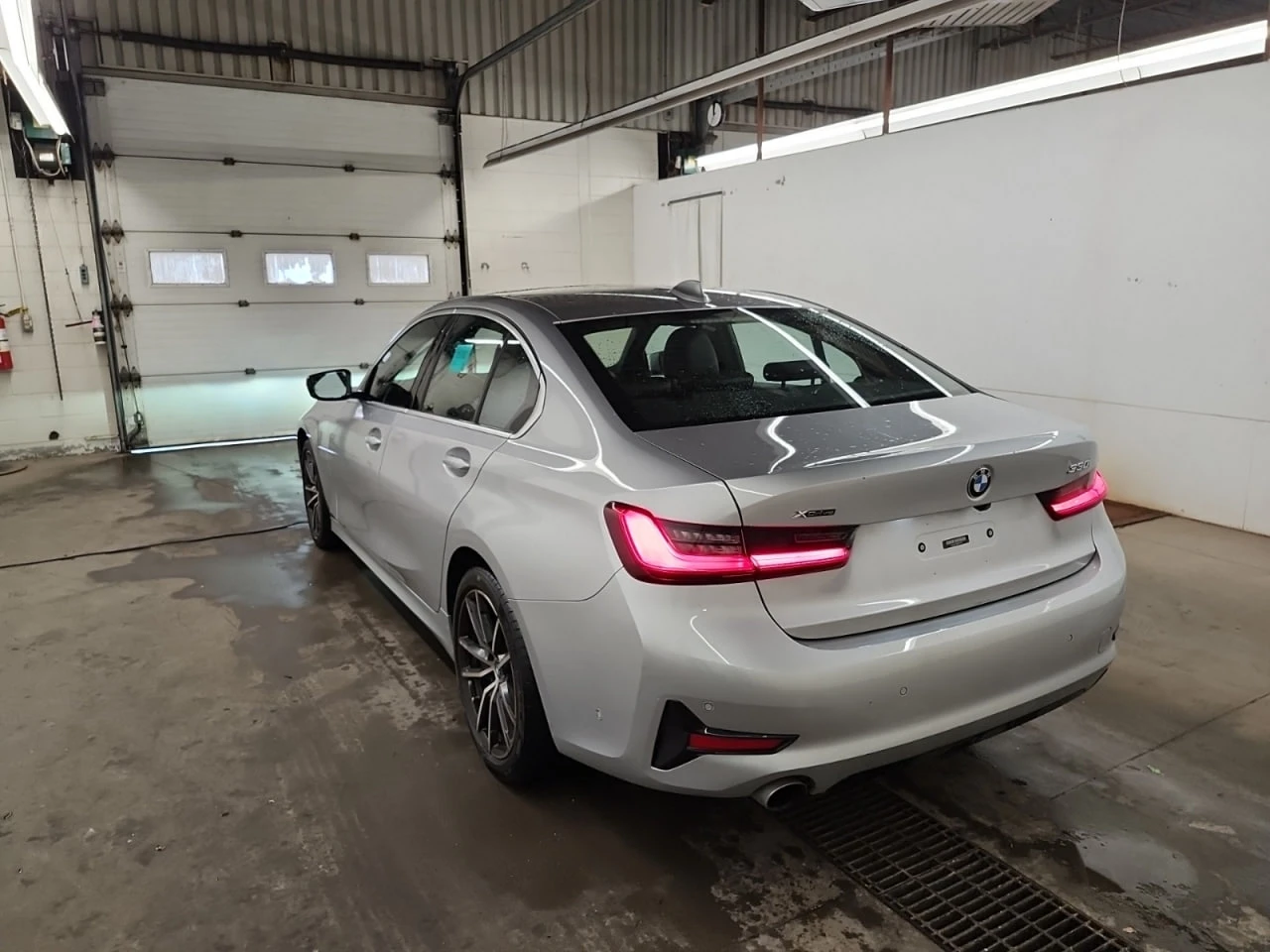 BMW 330 | Mobile.bg   6