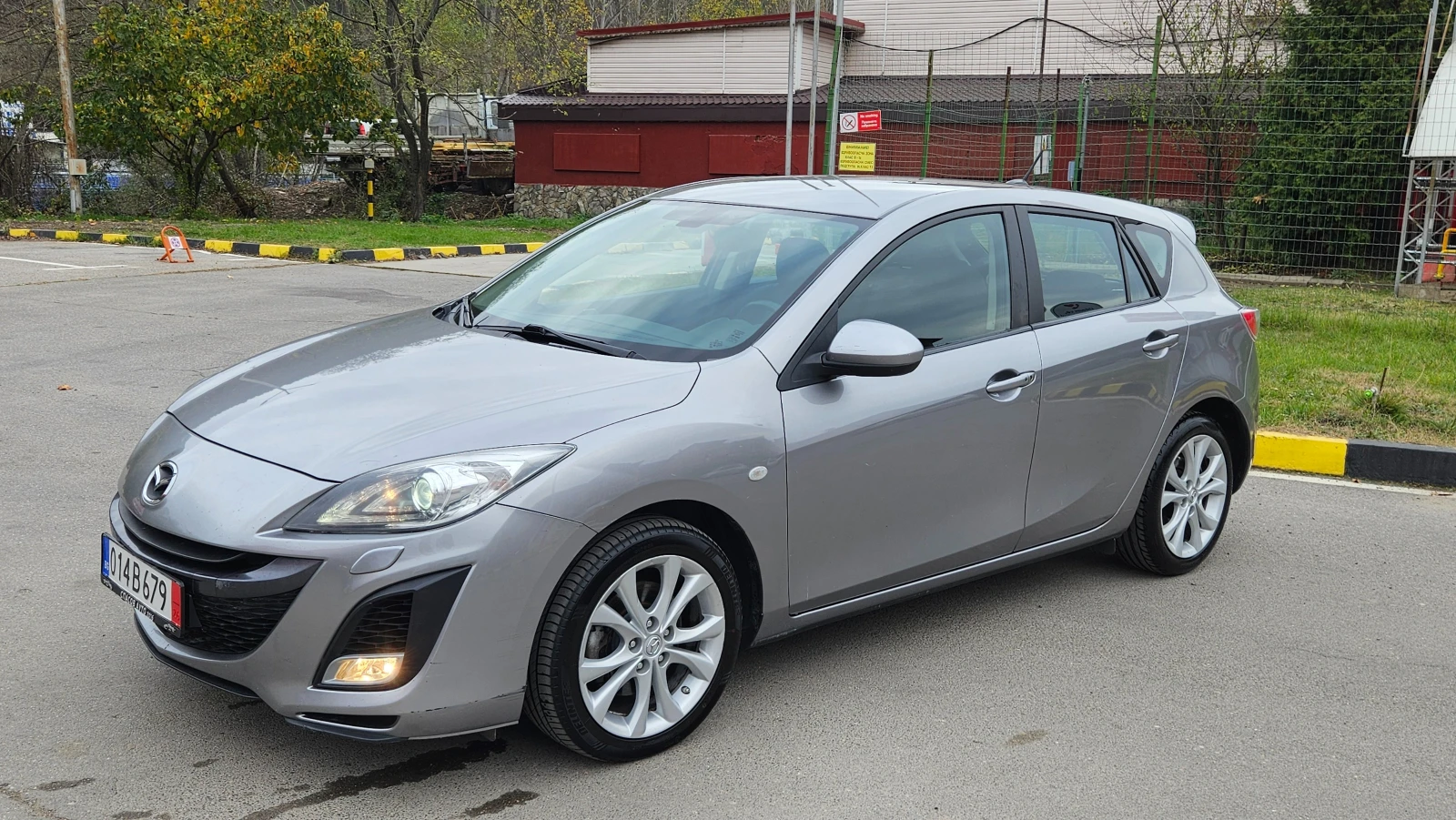 Mazda 3 2.2 MZR NAVIG/KLIMATRON/KEYLES - изображение 2