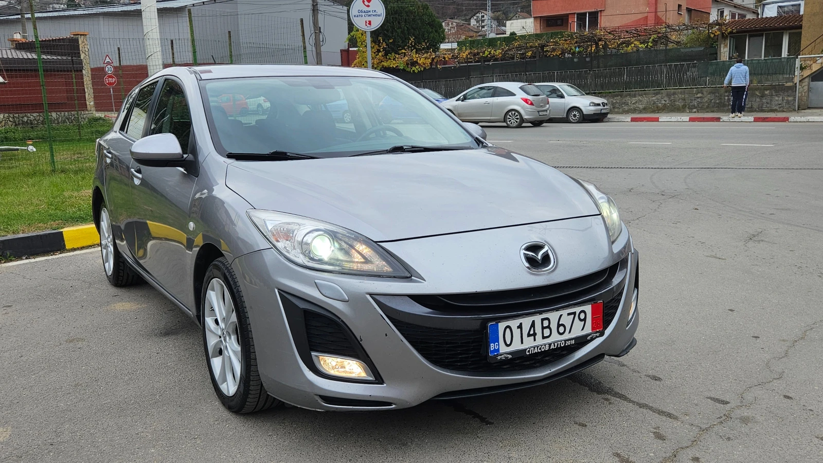 Mazda 3 2.2 MZR NAVIG/KLIMATRON/KEYLES - изображение 8