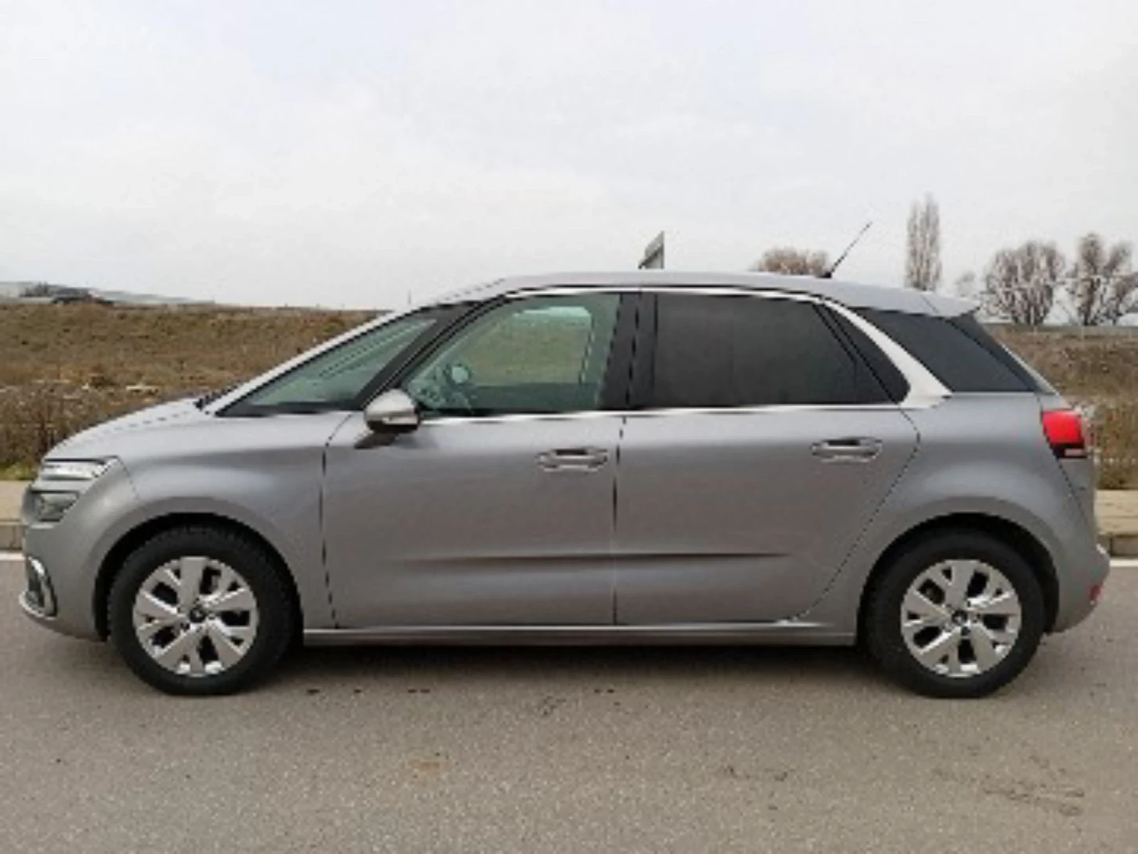 Citroen C4 Picasso 1.6 HDI 120 �.�. | Mobile.bg � ����������� 7