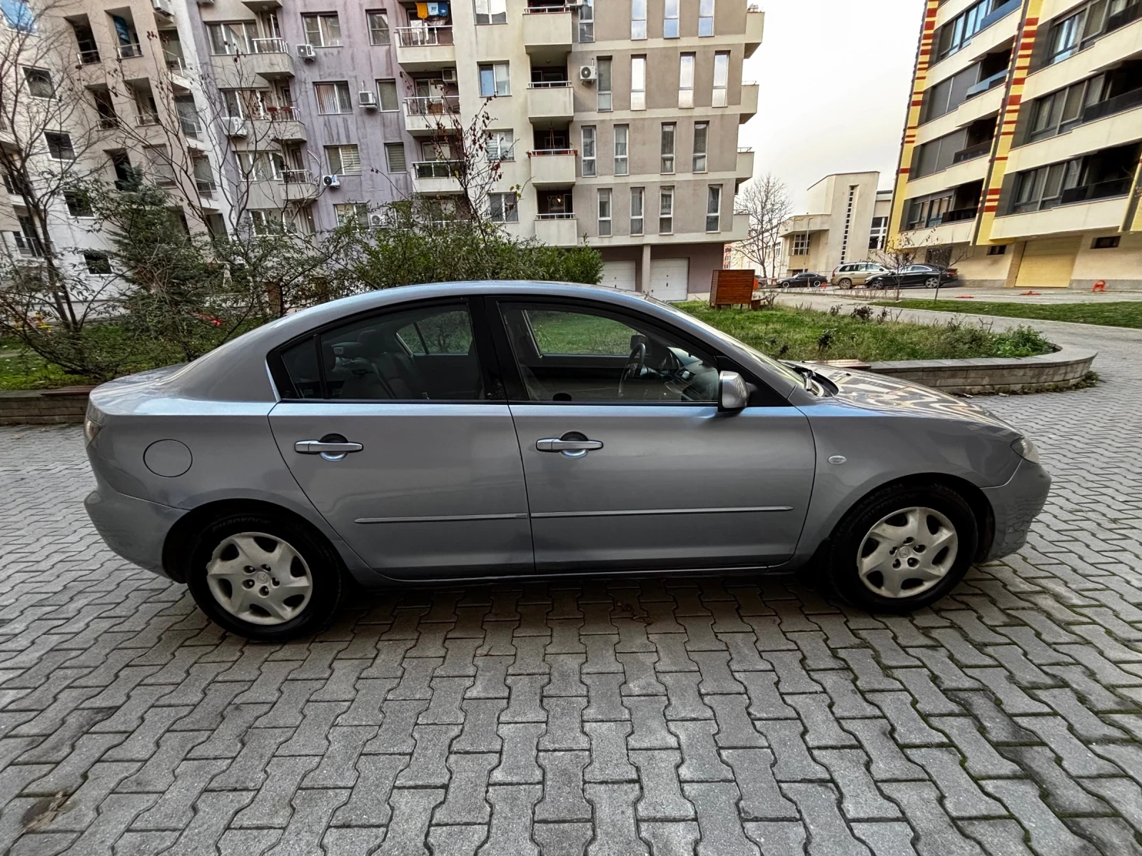 Mazda 3 1, 6 i + Gas - изображение 8