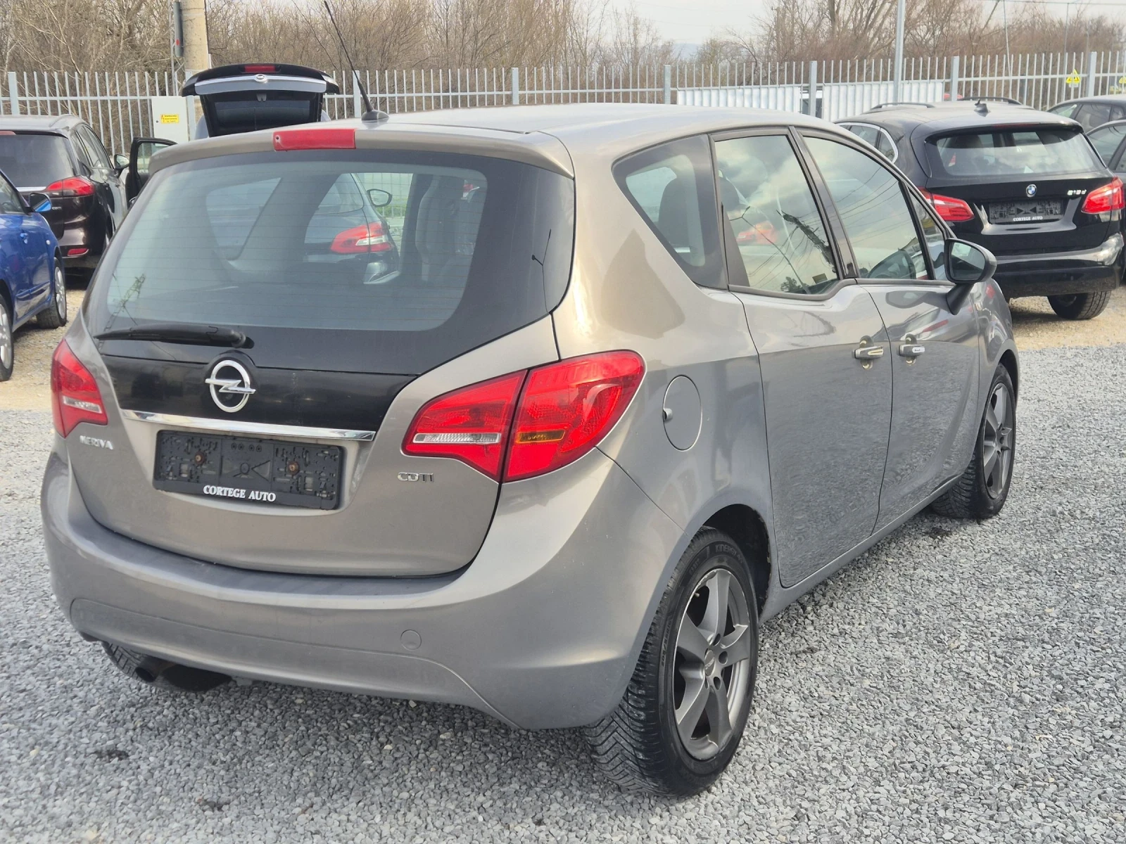 Opel Meriva 1.7 CDTI AUTOMAT , снимка 6 - Автомобили и джипове - 53163283