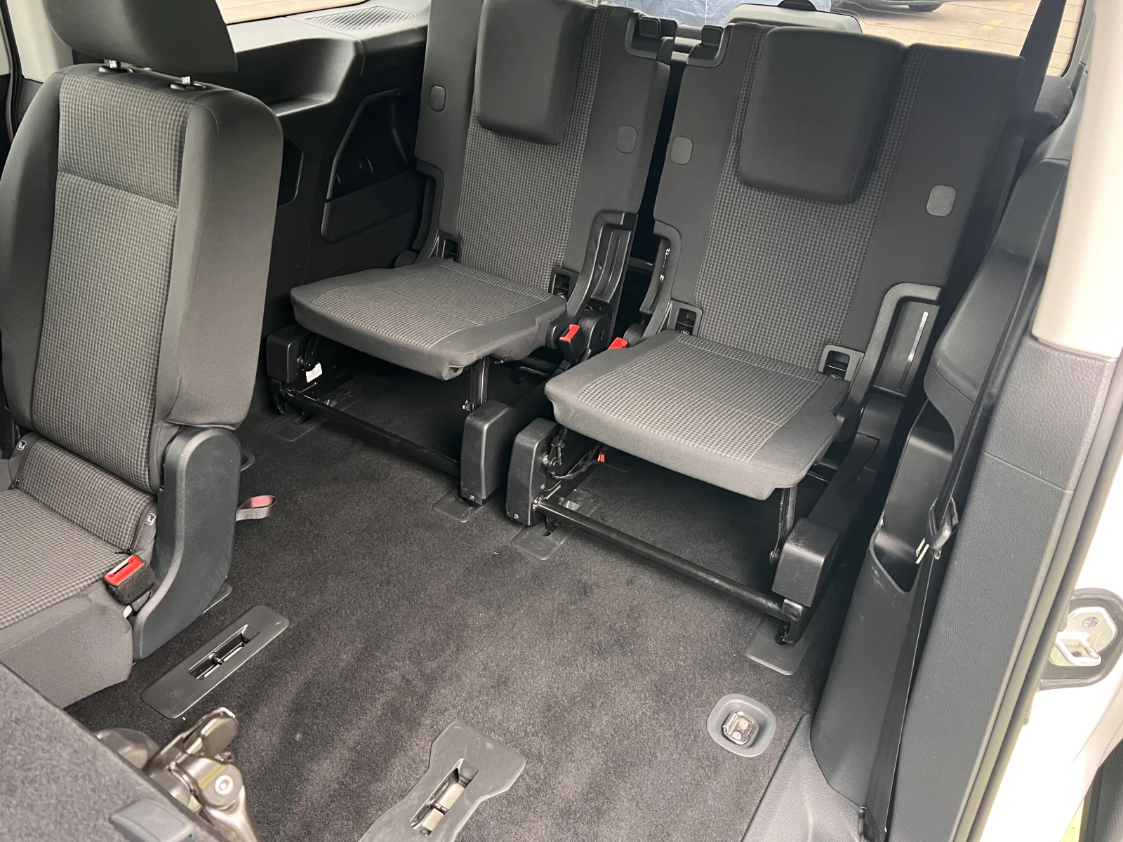 VW Caddy Life/2.0TDI/102k.c./6MT/6+ 1/�������� | Mobile.bg � ����������� 11