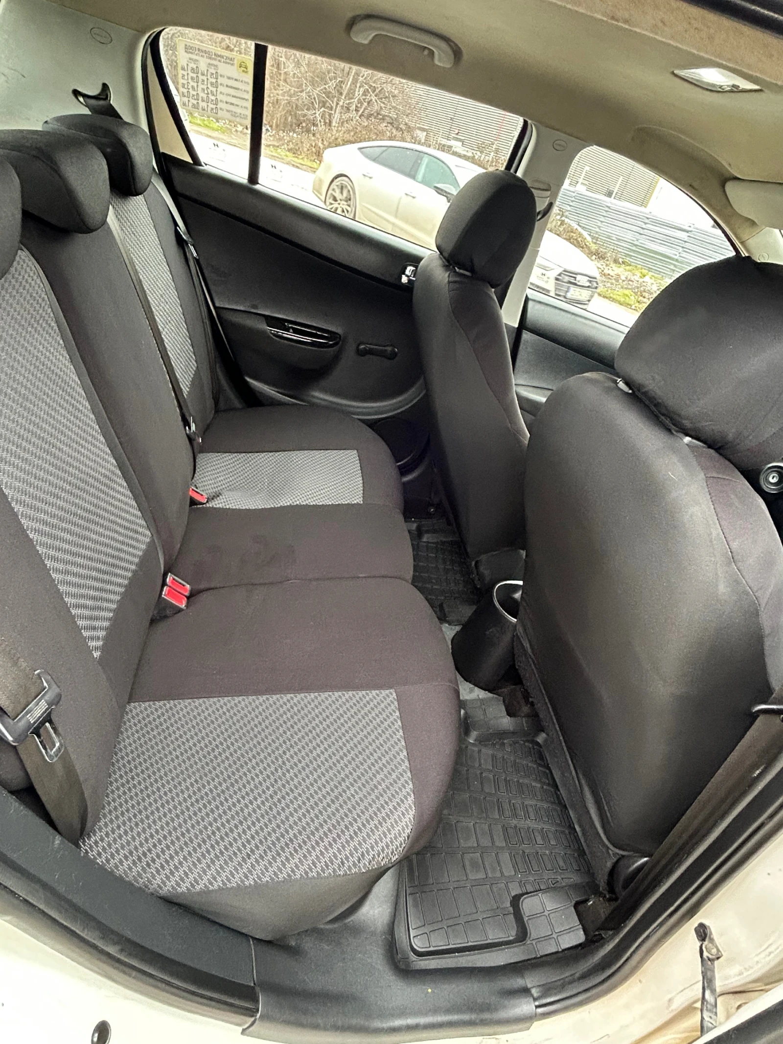 Hyundai I20 1.2 | Mobile.bg � ����������� 9