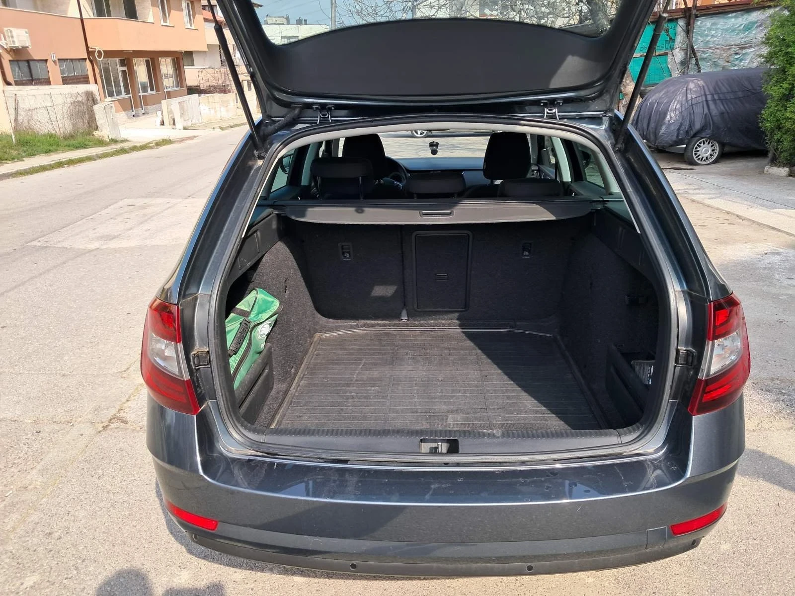 Skoda Octavia, снимка 6 - Автомобили и джипове - 53880607