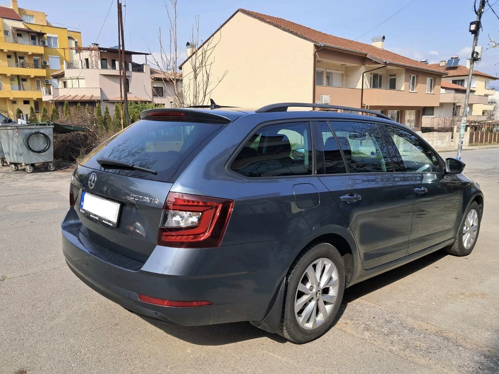 Skoda Octavia, снимка 3 - Автомобили и джипове - 53880607