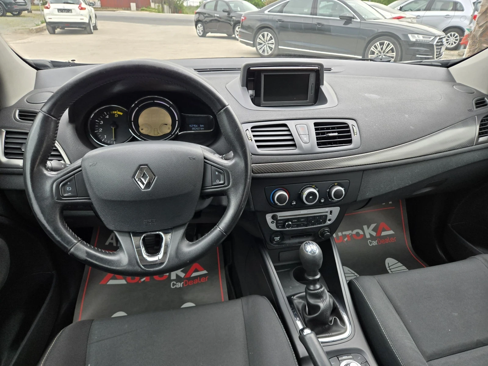 Renault Megane 1.5DCI-110кс= 6ск= НАВИ= АВТОПИЛОТ= ПАРКТРОНИК, снимка 4 - Автомобили и джипове - 54511972