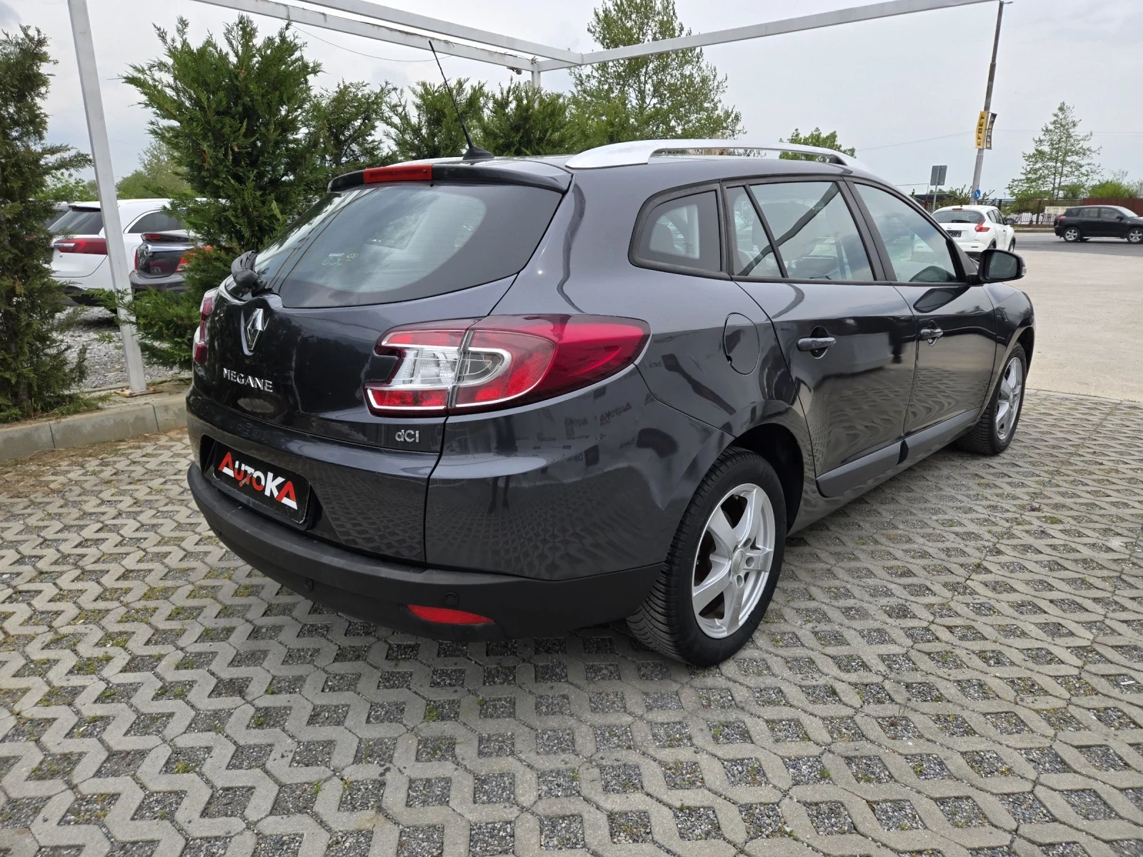Renault Megane 1.5DCI-110кс= 6ск= НАВИ= АВТОПИЛОТ= ПАРКТРОНИК, снимка 3 - Автомобили и джипове - 54511972
