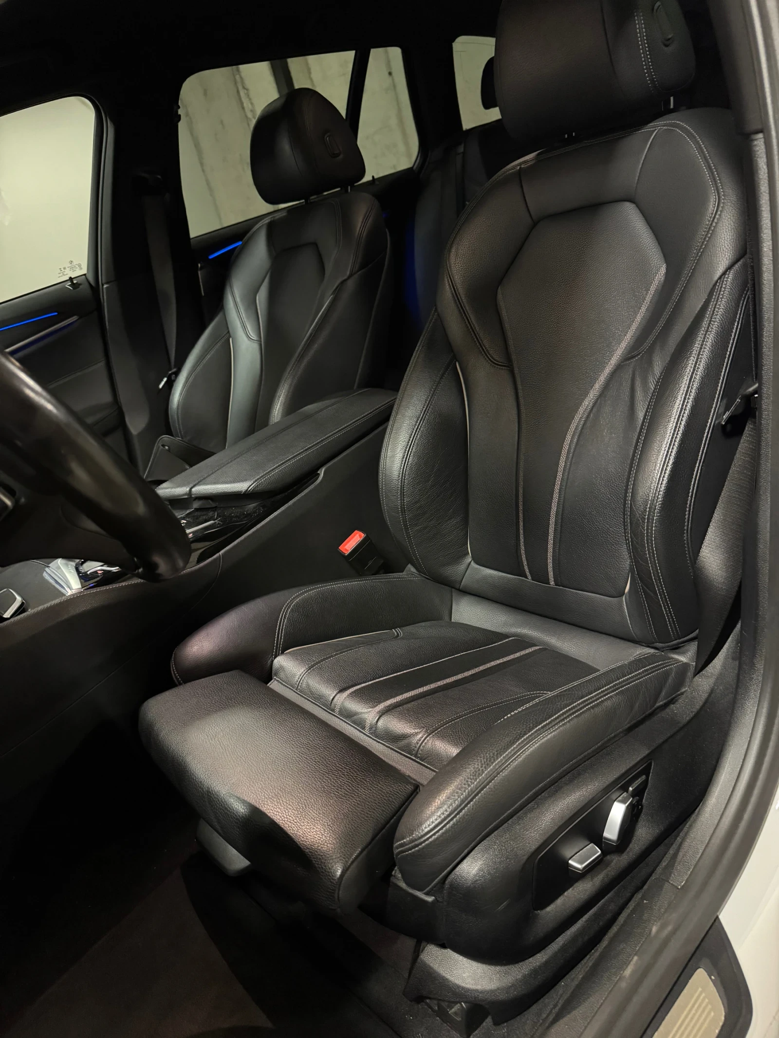 BMW 520 LCI/M PACK/DIGITAL/DISTRONIC/KEYLESS/COMFORT/HI-FI, снимка 11 - Автомобили и джипове - 55040438