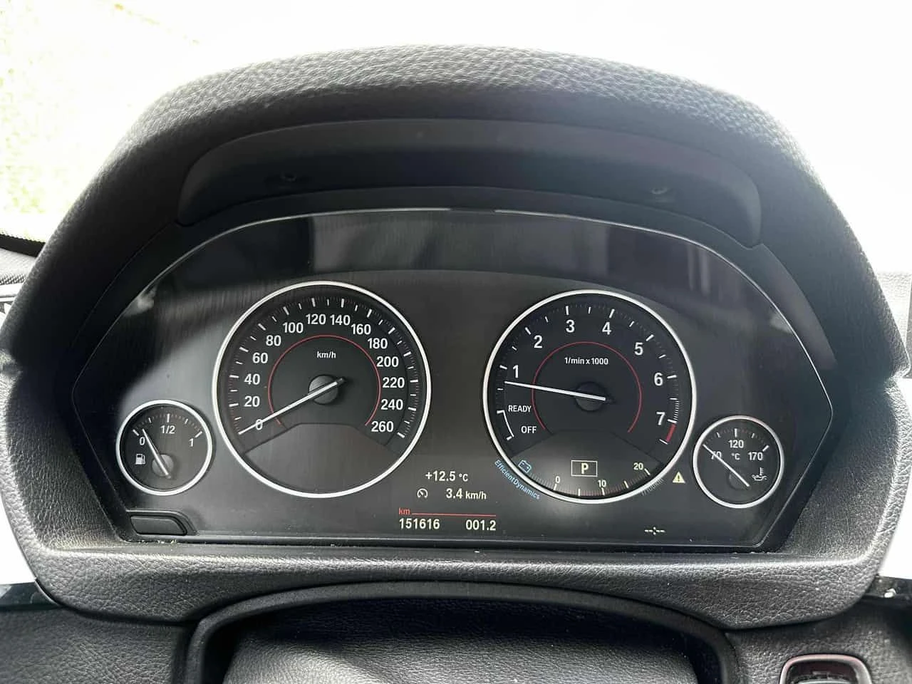 BMW 330 i xDrive/ПОДГРЕВИ/ШИБИДАХ/360 CAM, снимка 9 - Автомобили и джипове - 54647281