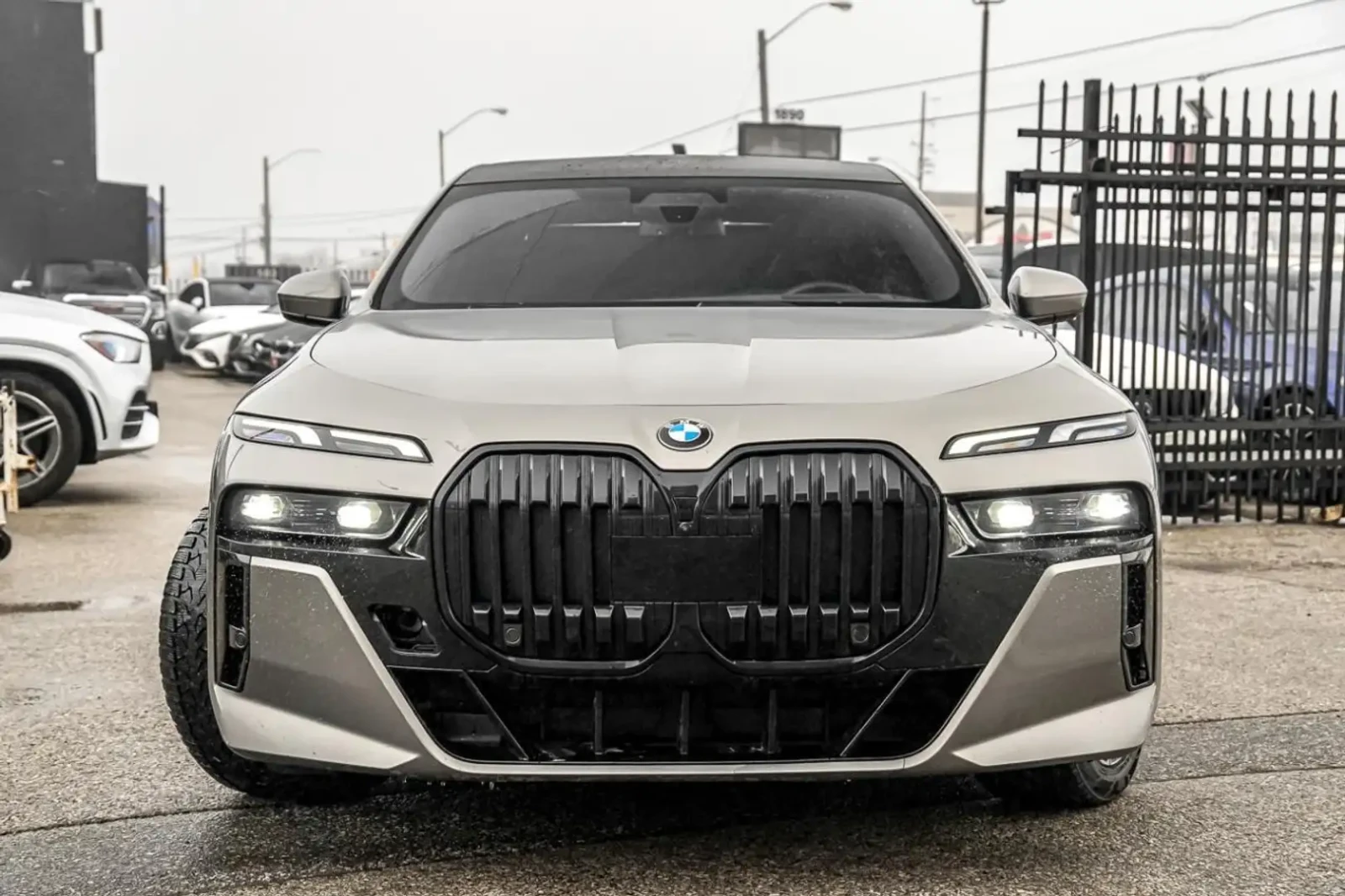 BMW 760 BOWERS & WILKINS | M PKG PRO | , снимка 2 - Автомобили и джипове - 55024678