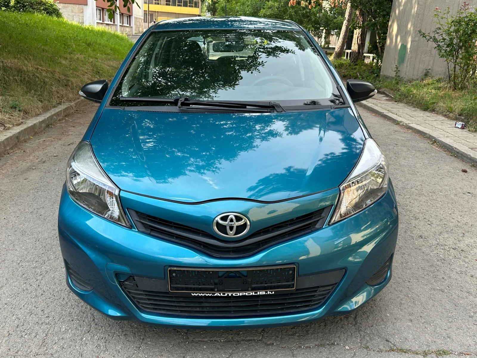 Toyota Yaris, снимка 12 - Автомобили и джипове - 55038297