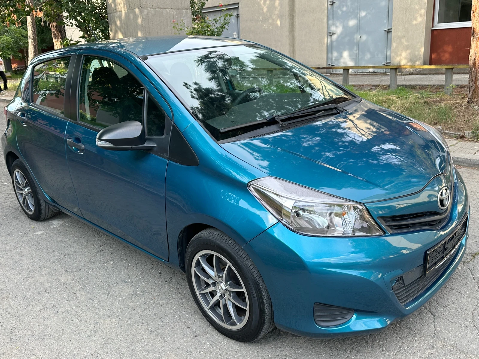 Toyota Yaris, снимка 2 - Автомобили и джипове - 55038297