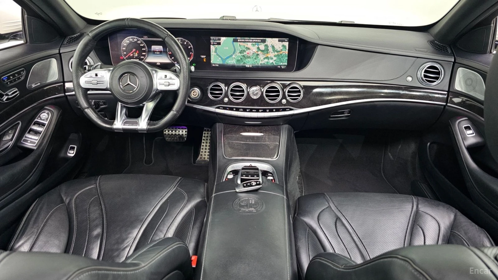 Mercedes-Benz S 63 AMG 4MATIC+ * 360* HUD* МАСАЖИ* ПАНО, снимка 6 - Автомобили и джипове - 55446361