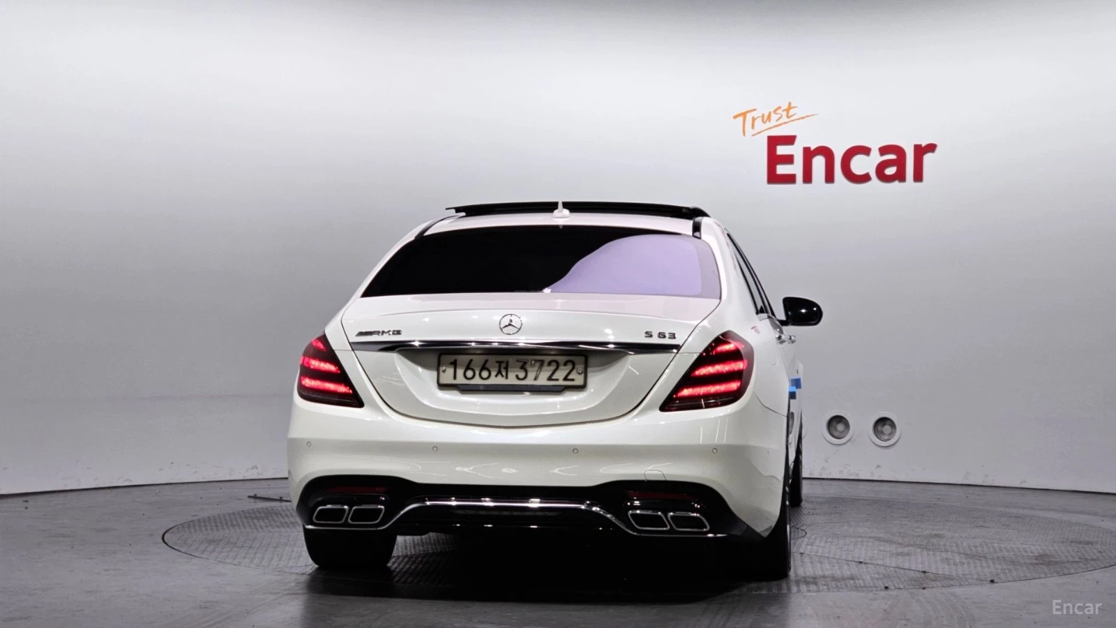 Mercedes-Benz S 63 AMG 4MATIC+ * 360* HUD* МАСАЖИ* ПАНО, снимка 4 - Автомобили и джипове - 55446361