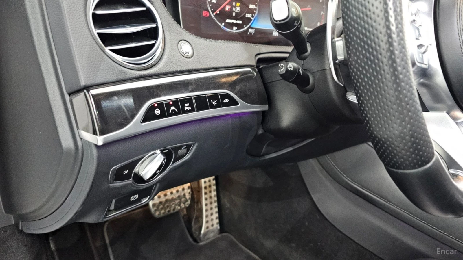 Mercedes-Benz S 63 AMG 4MATIC+ * 360* HUD* МАСАЖИ* ПАНО, снимка 17 - Автомобили и джипове - 55446361