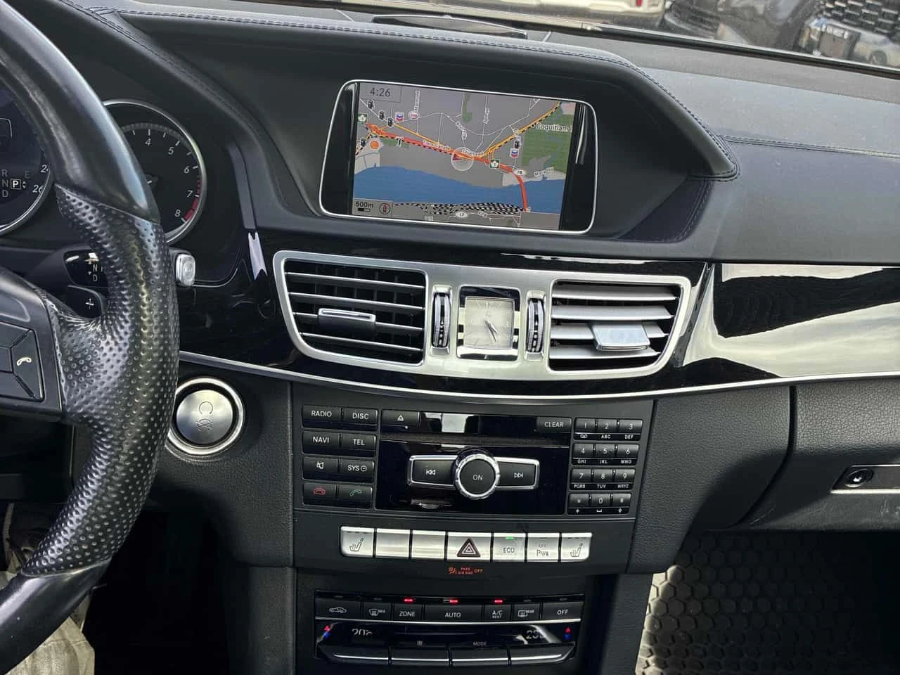Mercedes-Benz E 400 4MATIC | CARFAX | АВТОКРЕДИТ БЕЗ ПЪРВОНАЧАЛНА, снимка 9 - Автомобили и джипове - 55483458