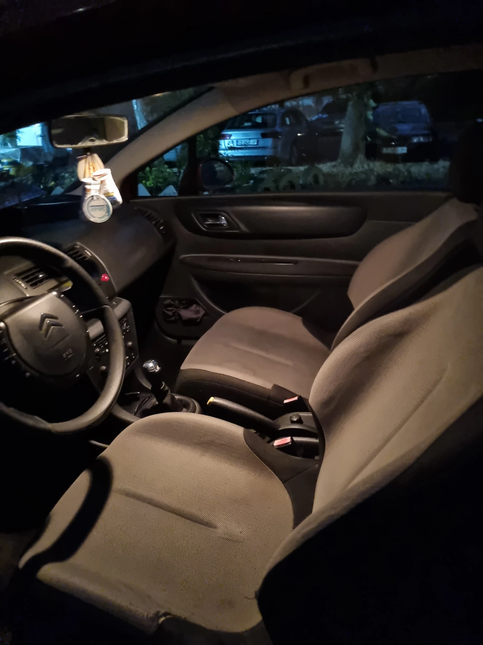 Citroen C4 1.6, снимка 10 - Автомобили и джипове - 55494957