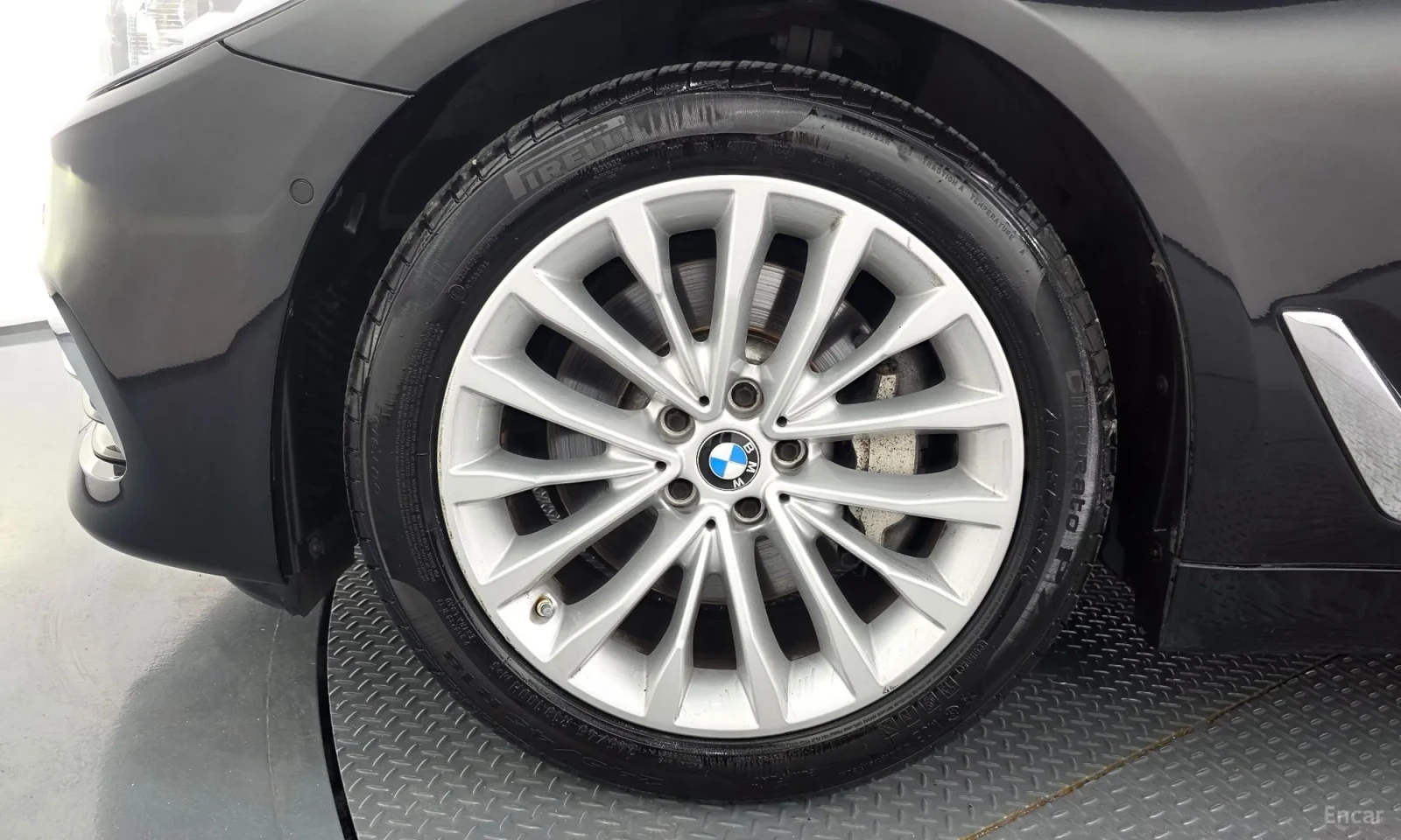 BMW 530 Кафяв салон\Реални километри, снимка 5 - Автомобили и джипове - 55571590