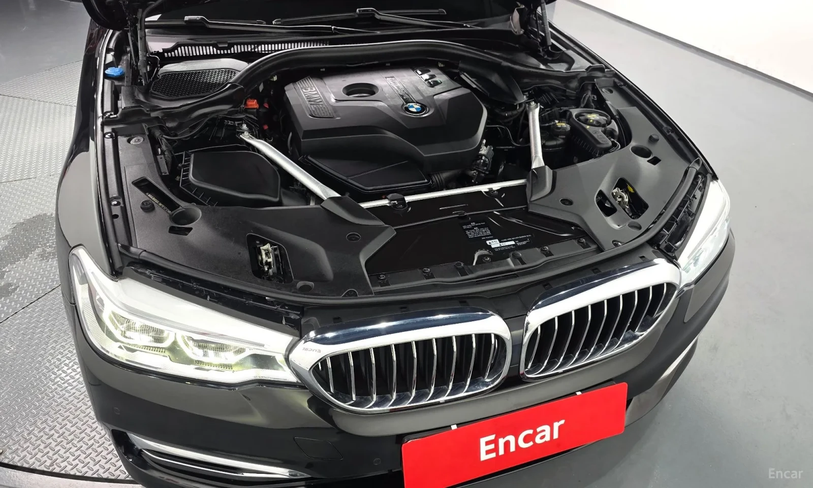 BMW 530 Кафяв салон\Реални километри, снимка 6 - Автомобили и джипове - 55571590
