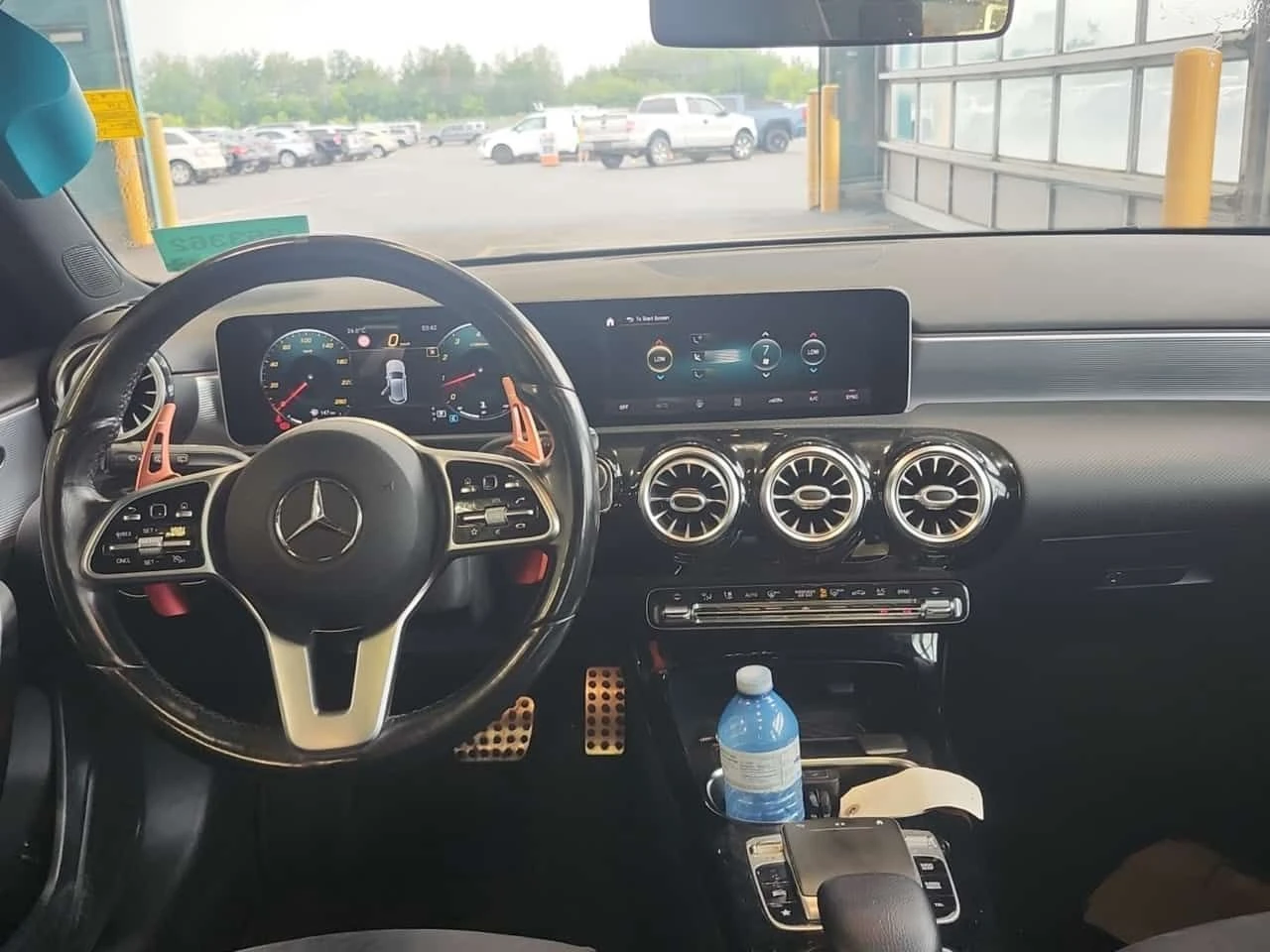 Mercedes-Benz A 250 АМГ Пакет/CARFAX /Кожа/Нави/Подгрев/Панорама, снимка 10 - Автомобили и джипове - 55610460