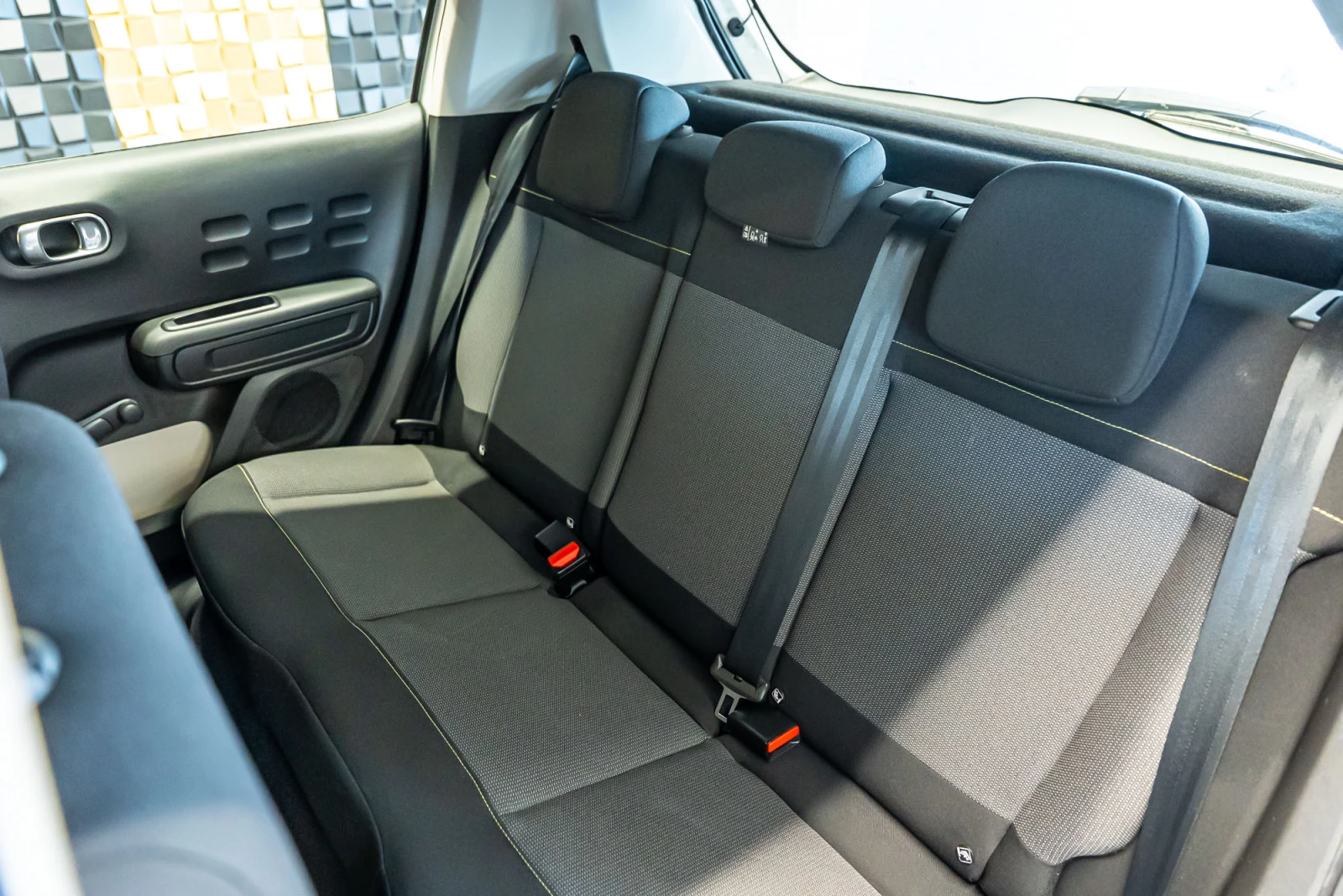 Citroen C3 1.2, снимка 17 - Автомобили и джипове - 55701371