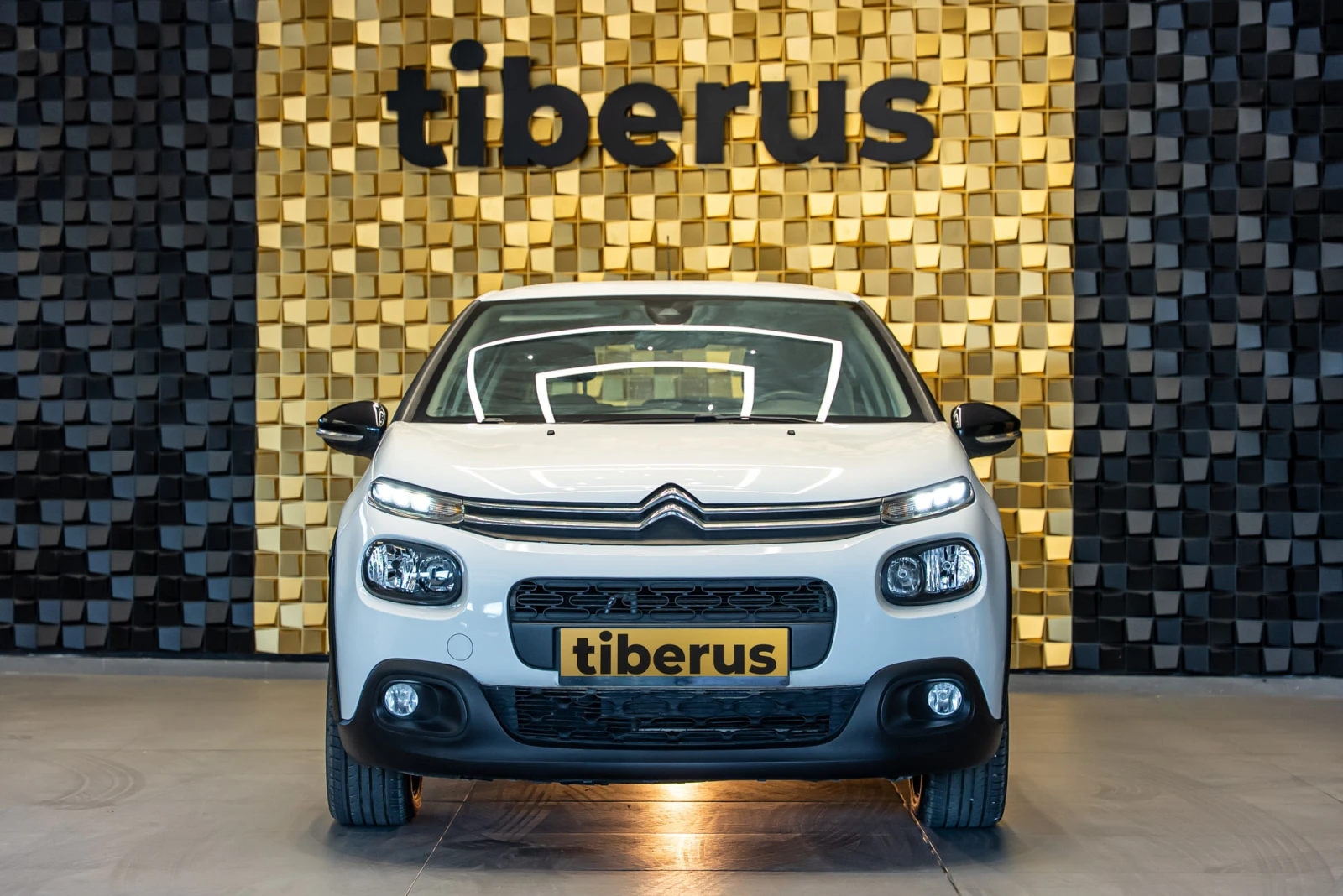 Citroen C3 1.2, снимка 3 - Автомобили и джипове - 55701371