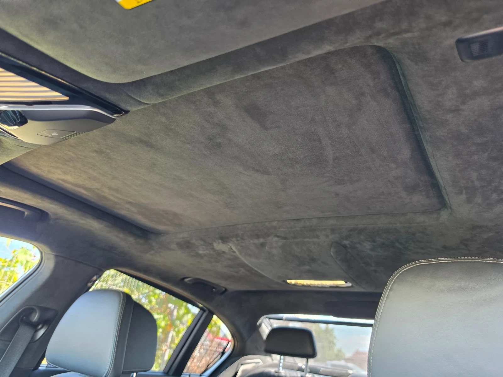 BMW 750 i X-DRIVE M-PAKET 68858 KM !!!, снимка 12 - Автомобили и джипове - 55747558