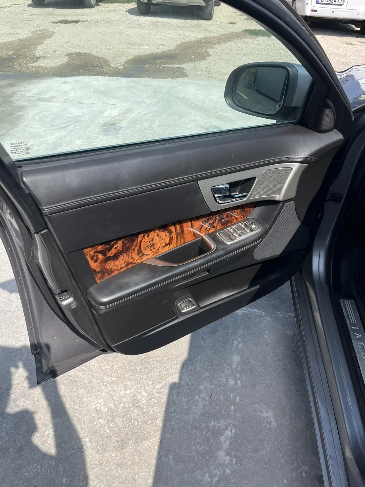 Jaguar Xf 2.7HDI V6 207�.�. | Mobile.bg � ����������� 10