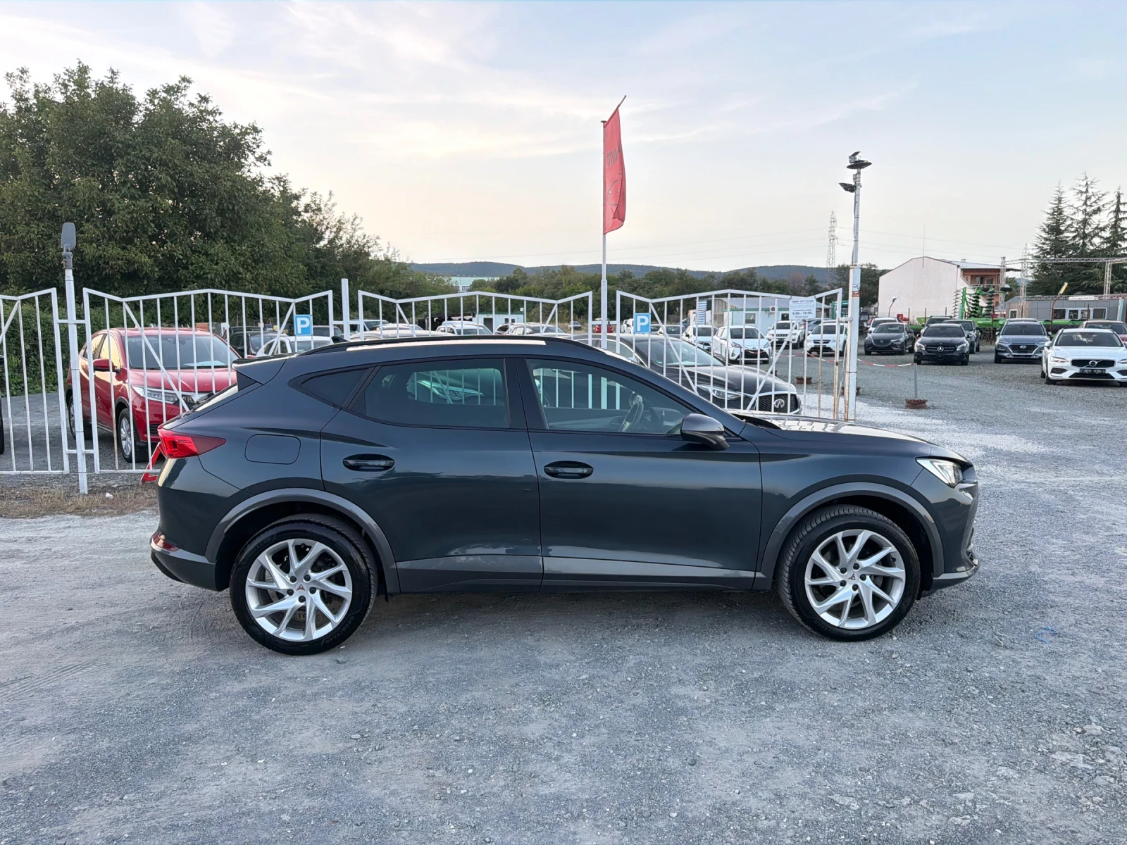 Cupra Formentor 4DRIVE / АВТОМАТИК / ЕВРО6 / ЛЕД , снимка 4 - Автомобили и джипове - 55871440
