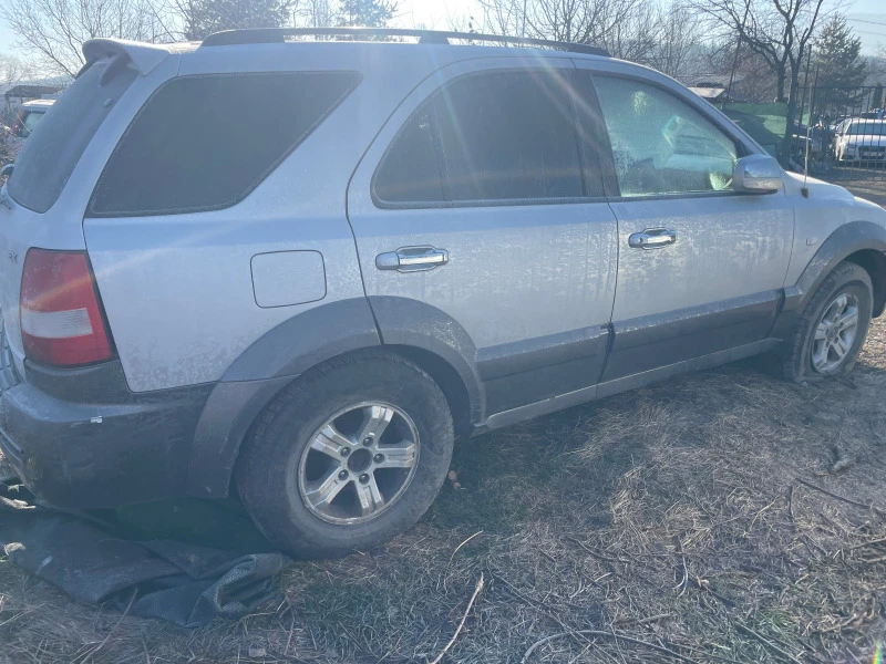 Kia Sorento 2, 5crdi, снимка 5 - Автомобили и джипове - 44079238